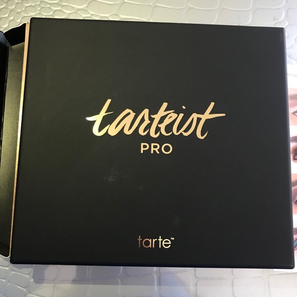 Tarteist make pro eyeshadow - Picture 2 of 4